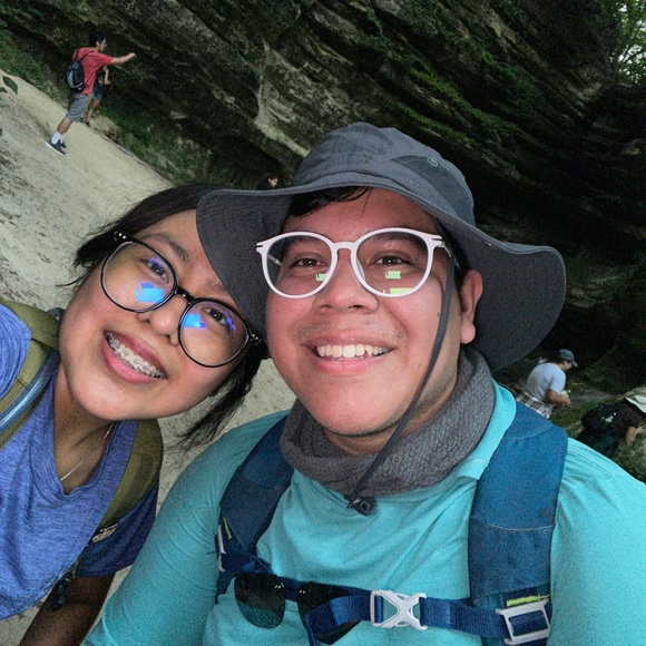 Meet Your Posher - Picture 2 of 5